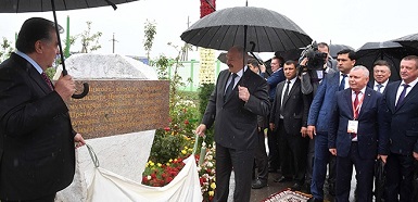 Александр Лукашенко и Эмомали Рахмон официально открыли сборочное производство белорусской сельхозтехники в Таджикистане Александр Лукашенко и Эмомали Рахмон официально открыли сборочное производство белорусской сельхозтехники в Таджикистане