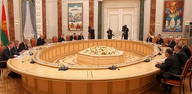 Переговоры Александра Лукашенко с губернатором Нижегородской области России Валерием Шанцевым
