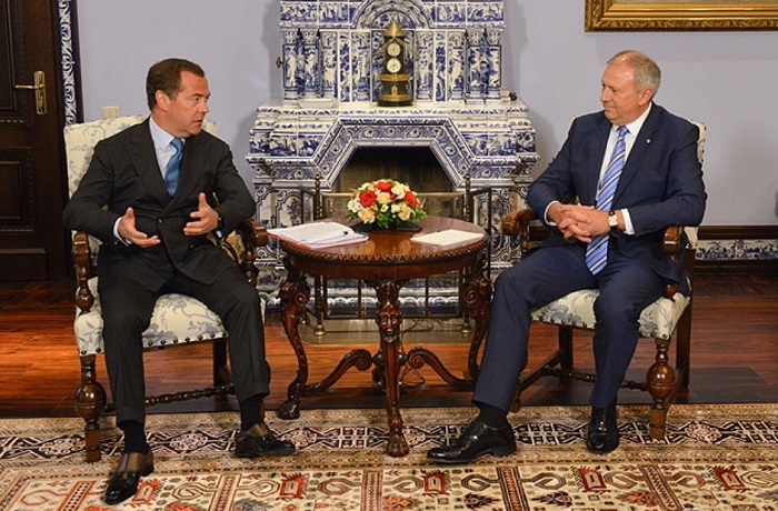 Встреча Сергея Румаса с Председателем Правительства Российской Федерации Дмитрием Медведевым