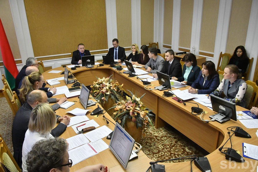 Заседание рабочей группы Постоянной комиссии Палаты представителей по нацио­нальной безопасности