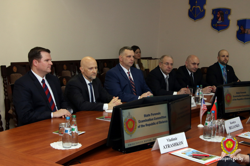 Белорусские эксперты подписали с американскими коллегами Меморандум о сотрудничестве в сфере борьбы с наркотиками