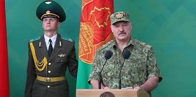 Президент Республики Беларусь Александр Лукашенко посетил Брестскую пограничную группу