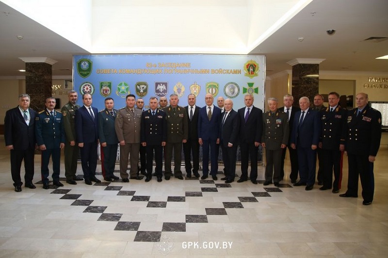 Участники заседания Совета командующих Пограничными войсками