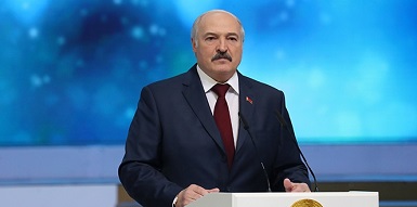 Президент Беларуси Александр Лукашенко вручил премии За духовное возрождение