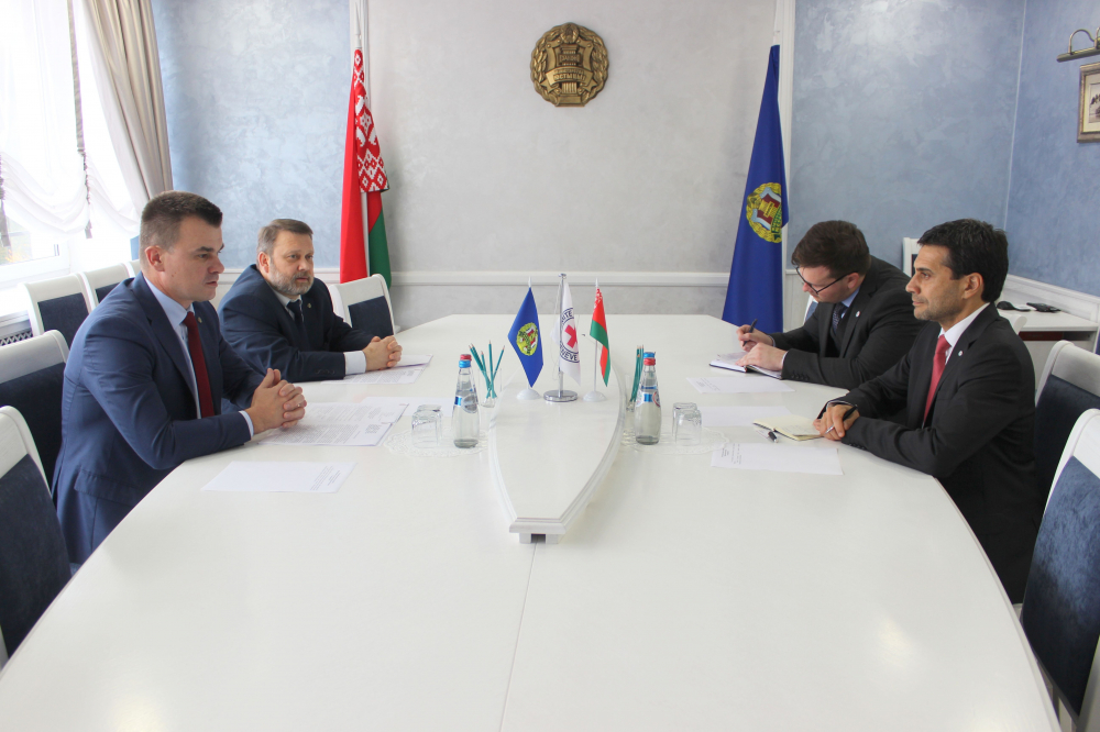 Министр юстиции Республики Беларусь встретился с Главой Региональной делегации МККК