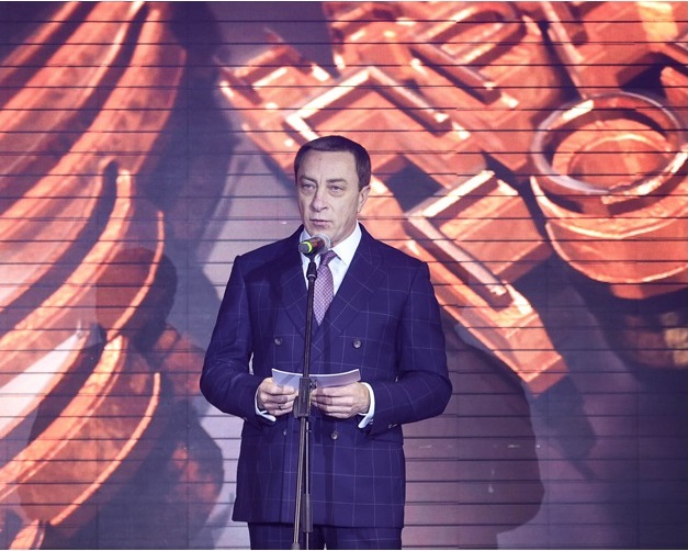 Николай Снопков во время торжественной церемонии награждения победителей национального конкурса «Предприниматель года»